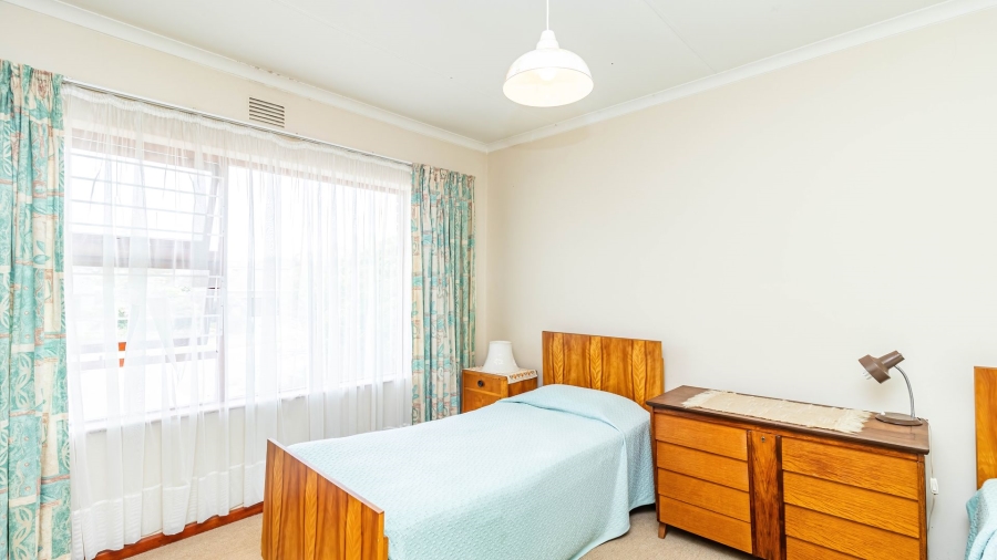 4 Bedroom Property for Sale in Bayview Western Cape